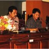 Anggota DPRD Kuningan saat menerima pengaduan puluhan pkltamkot.